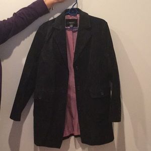 Black three button closure 3/4 length coat